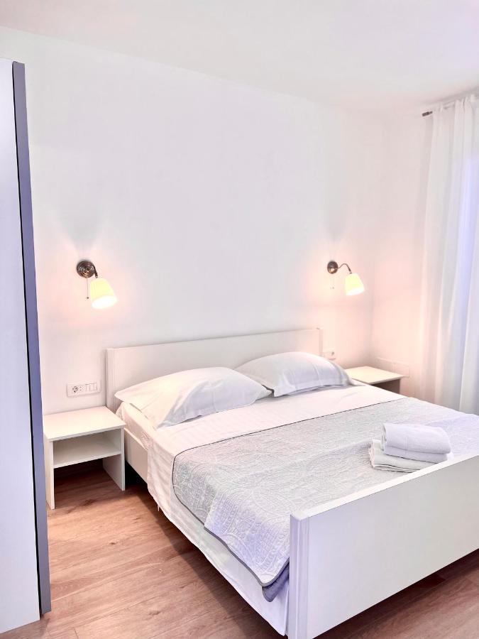 Seaview Pool Apartment-Lumiere, Island Hvar-Gdinj المظهر الخارجي الصورة