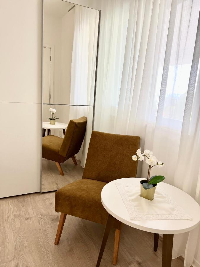 Seaview Pool Apartment-Lumiere, Island Hvar-Gdinj المظهر الخارجي الصورة
